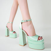 Hohe Hentian-Sandalen